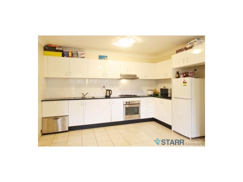 3,60 Hampden Road, South Wentworthville NSW 2145