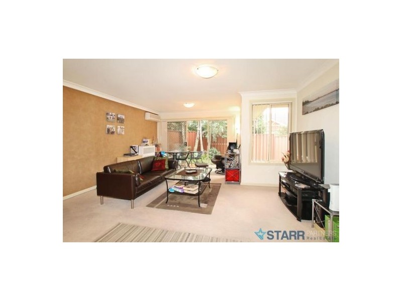 3,60 Hampden Road, South Wentworthville NSW 2145