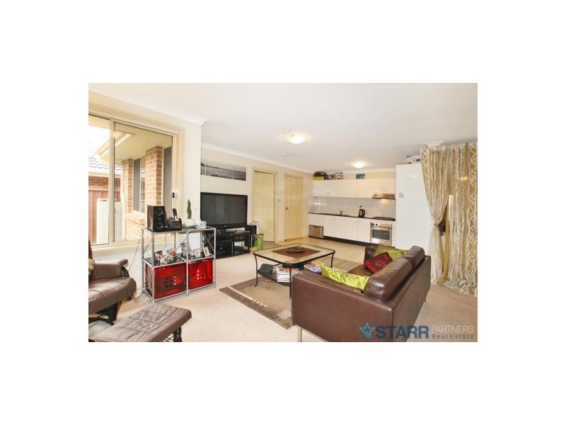 3,60 Hampden Road, South Wentworthville NSW 2145