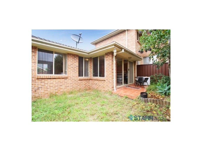 3,60 Hampden Road, South Wentworthville NSW 2145