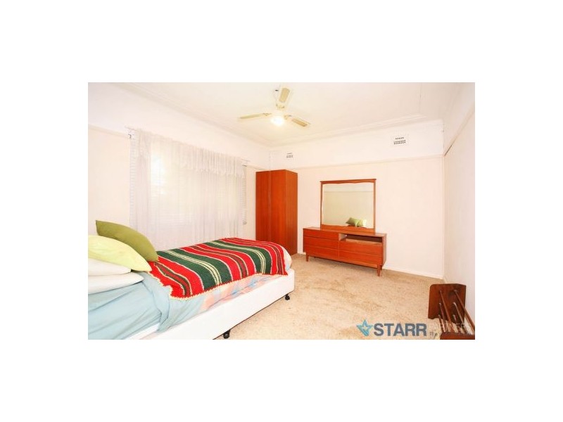 19 Bartlett Street, South Wentworthville NSW 2145