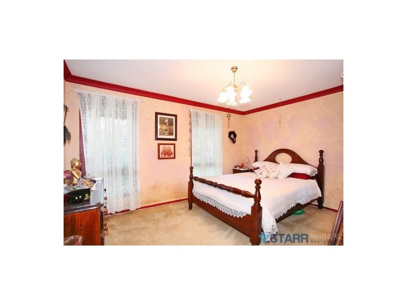 34 Grevillea Crescent, Greystanes NSW 2145