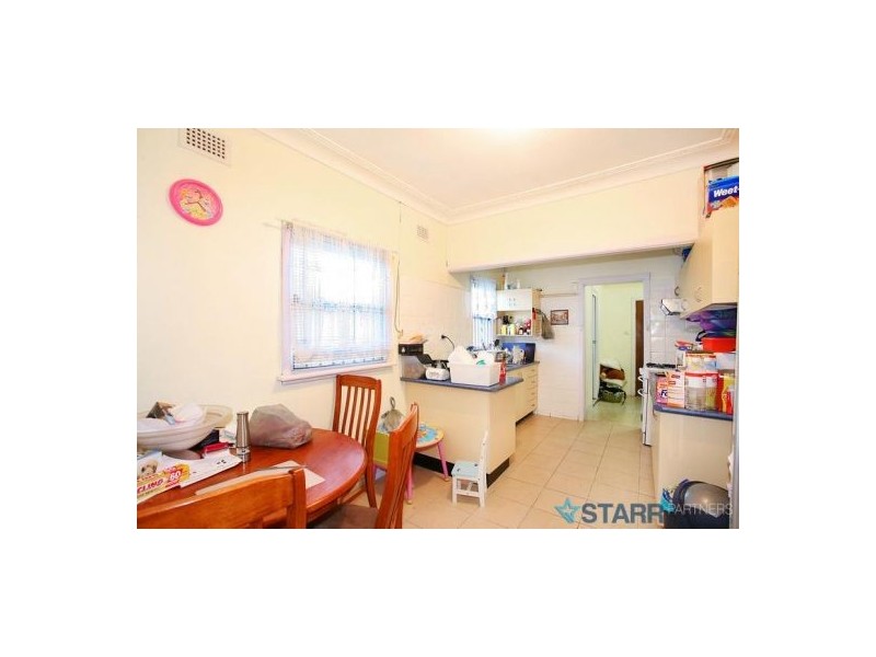 19 Bangor Street, Guildford NSW 2161