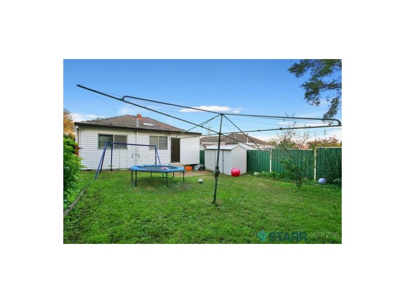 19 Bangor Street, Guildford NSW 2161