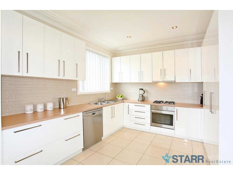 52  LEACH ROAD, Guildford NSW 2161