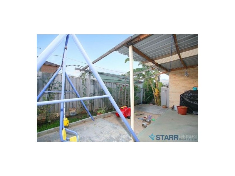 2/6-10 Ettalong Road, Greystanes NSW 2145