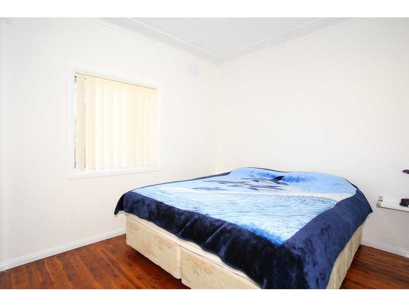 72  PATON STREET, Merrylands NSW 2160