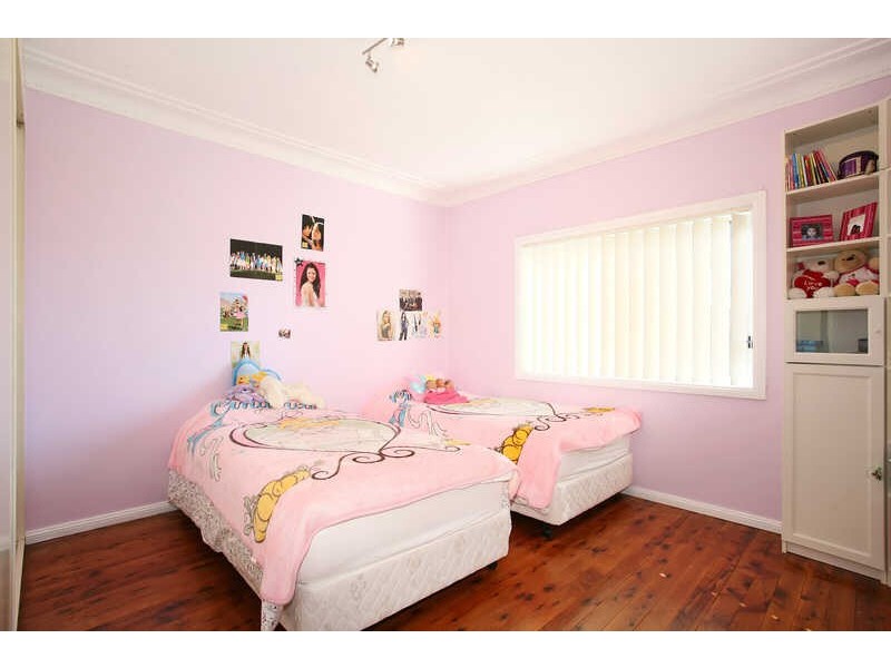 72  PATON STREET, Merrylands NSW 2160