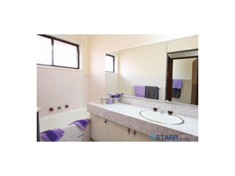 8 Holroyd Road, Merrylands NSW 2160