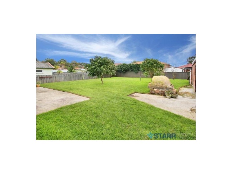 8 Holroyd Road, Merrylands NSW 2160