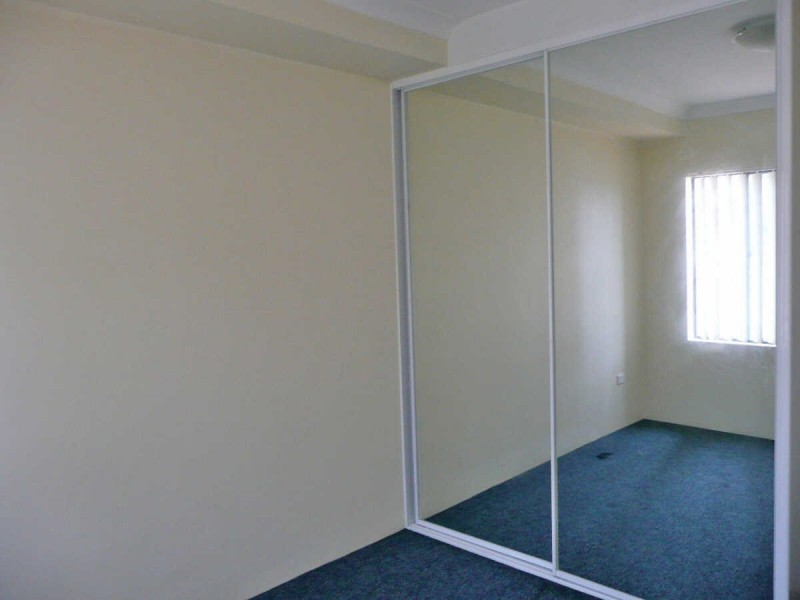 04/51  CROSS STREET, Guildford NSW 2161