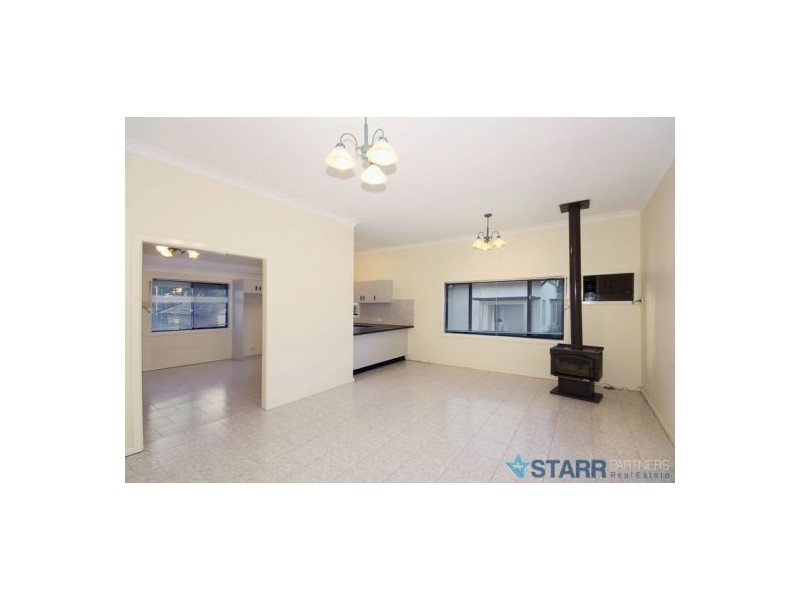 15 Talbot Road, Guildford NSW 2161