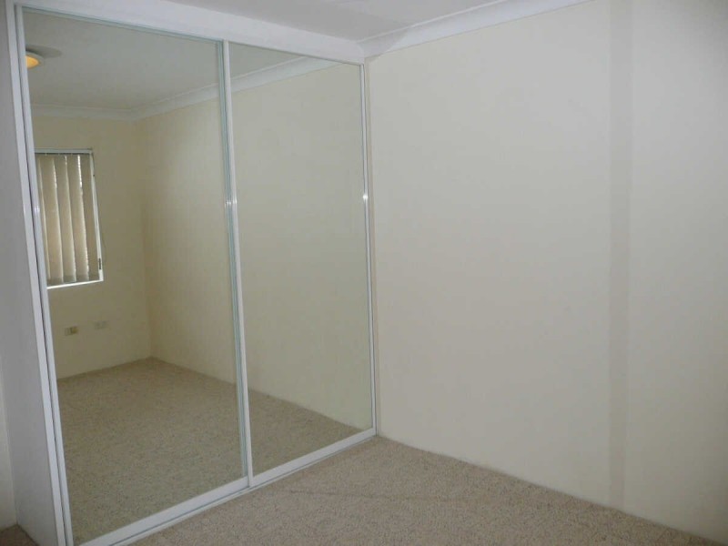 12/42  TREVES STREET, Merrylands NSW 2160