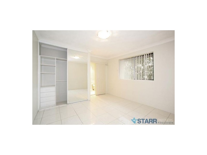 4/25 Neil Street, Merrylands NSW 2160