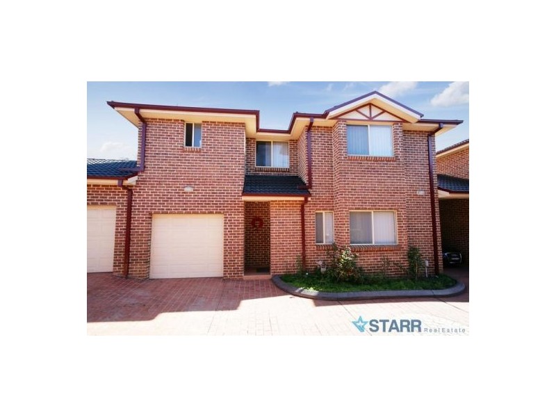 2/22 Park Street, Merrylands NSW 2160