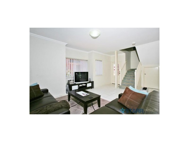 2/22 Park Street, Merrylands NSW 2160