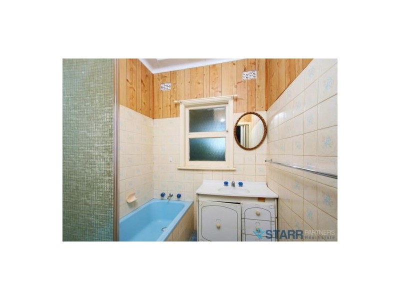 302 Clyde Street, Granville NSW 2142