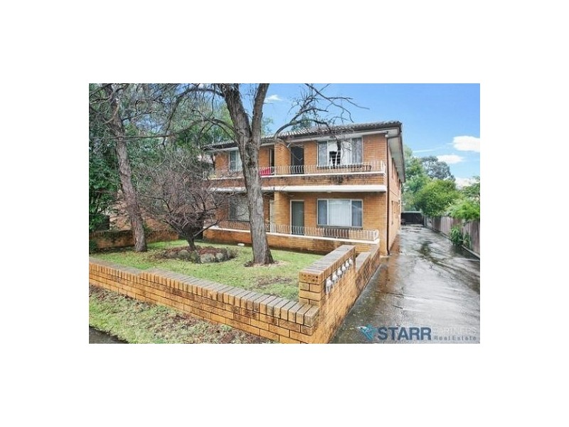 2/22 Sheffield Street, Merrylands NSW 2160