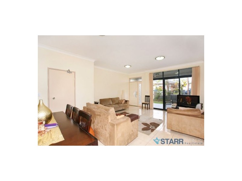 13/36 Boomerang Street, Granville NSW 2142