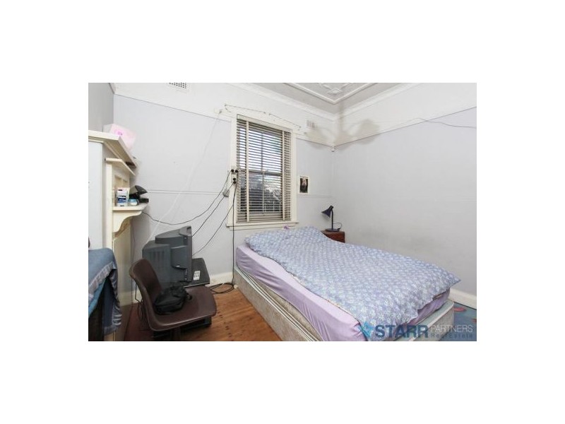 14 Albion Avenue, Merrylands NSW 2160