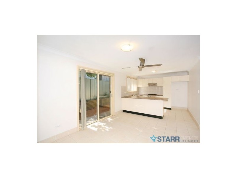 1/18 Belinda Place, Mays Hill NSW 2145