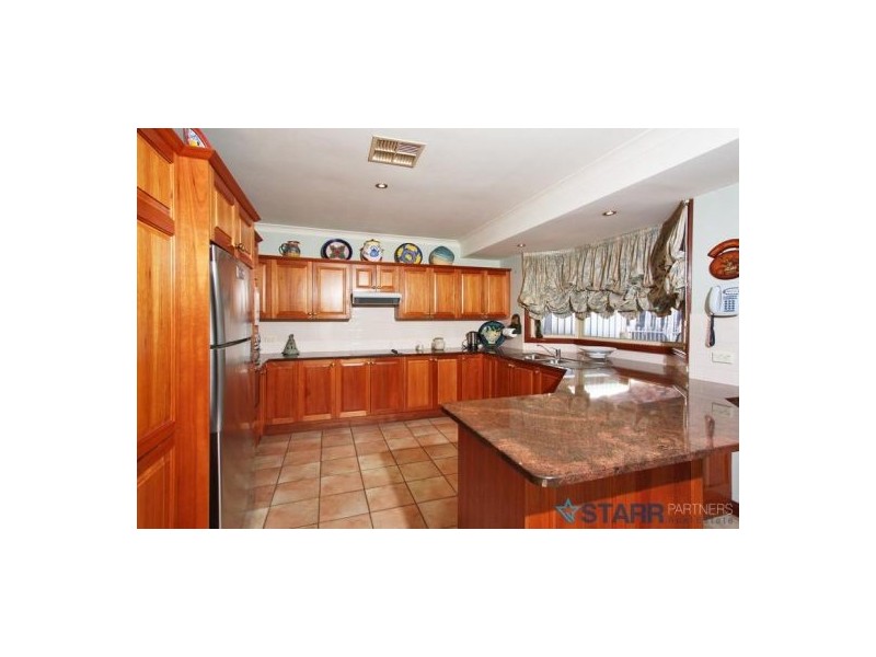 4 Flemming Close, Merrylands NSW 2160