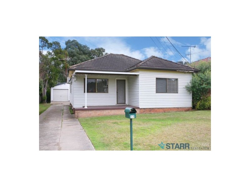 17 Renfrew Street, Guildford NSW 2161