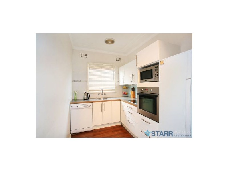 17 Renfrew Street, Guildford NSW 2161