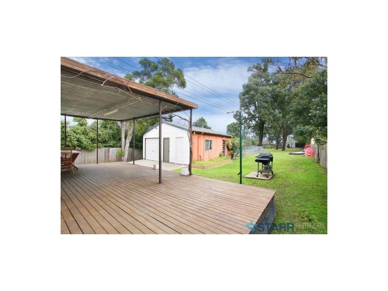 17 Renfrew Street, Guildford NSW 2161
