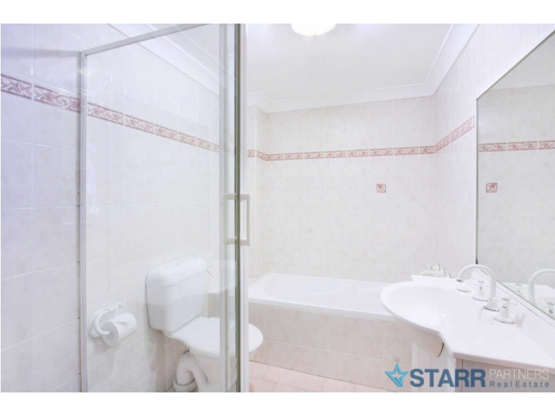 2/53  KENYONS ROAD, Merrylands NSW 2160