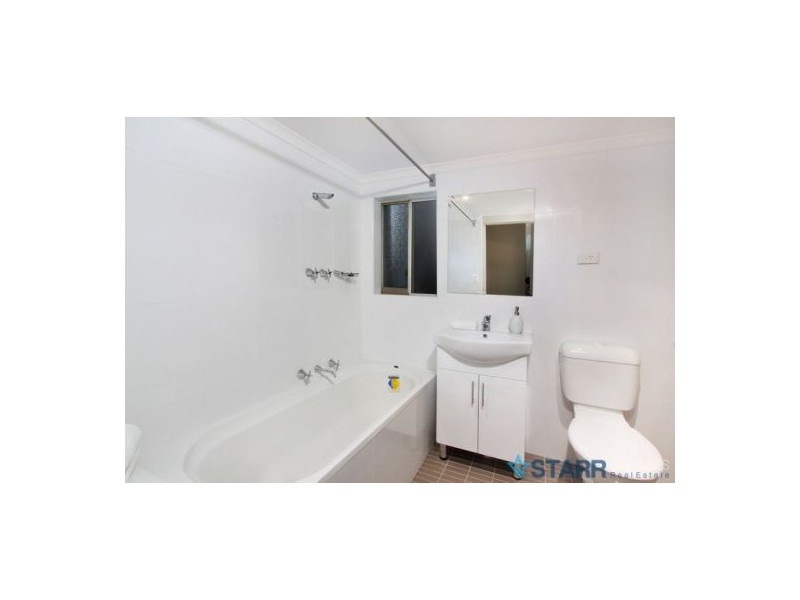 12/18-24 Oxford Street, Merrylands NSW 2160