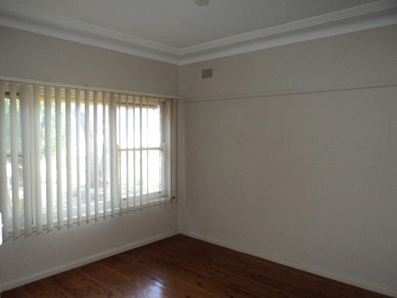 17  DAMIEN AVENUE, Greystanes NSW 2145