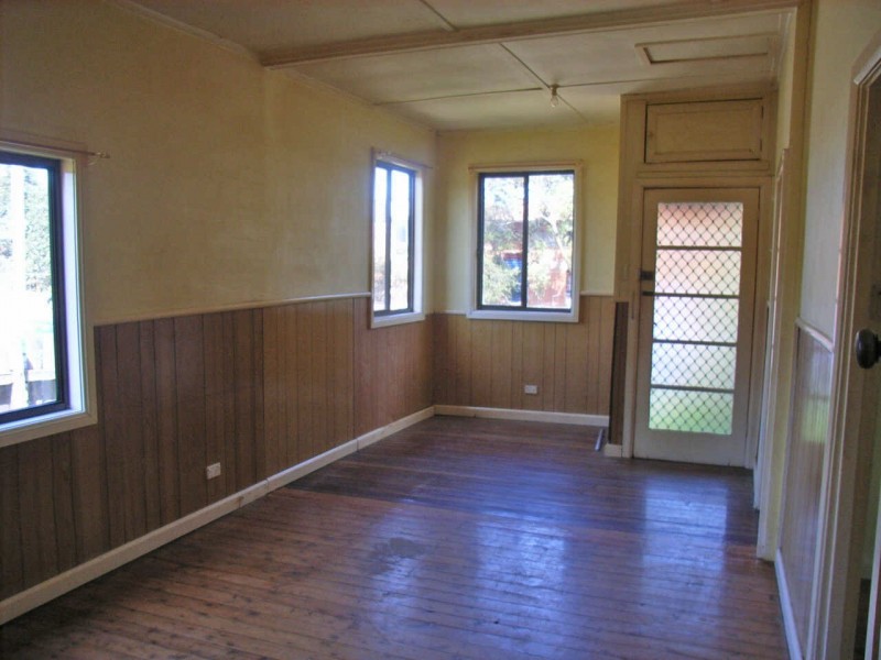 9  CARRINGTON ROAD, Guildford NSW 2161