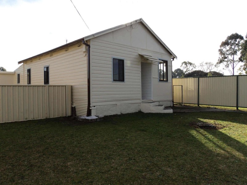 9  CARRINGTON ROAD, Guildford NSW 2161
