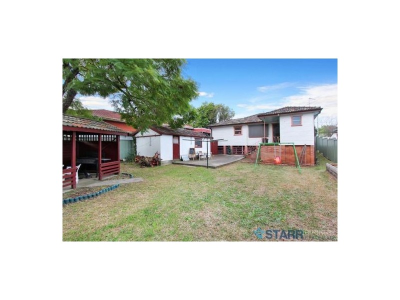 15 Fairfield Road, Woodpark NSW 2164