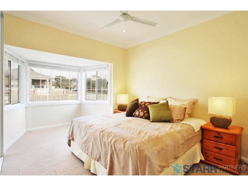 37  HENSON STREET, Merrylands NSW 2160