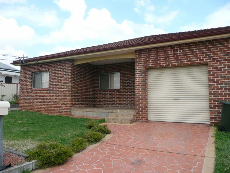 166A  HAWKSVIEW STREET, Guildford NSW 2161