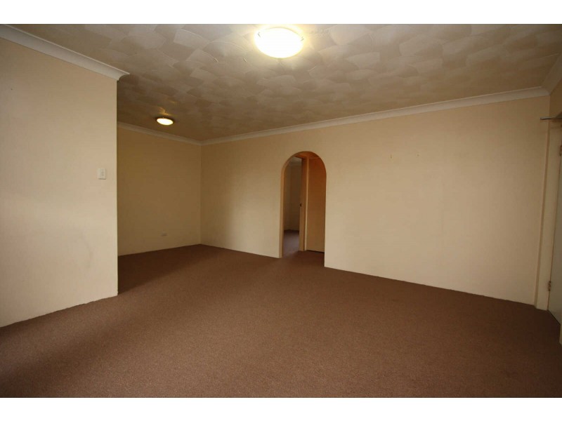 04/18  SHEFFIELD STREET, Merrylands NSW 2160