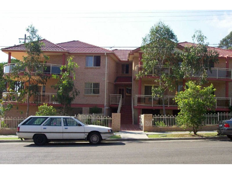 11/62  THE ESPLANADE, Guildford NSW 2161