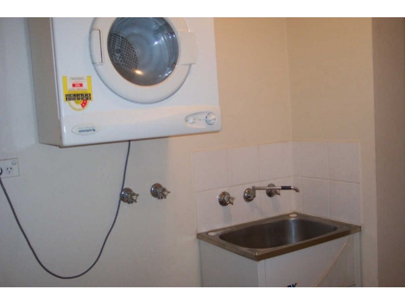 04/89  STAPLETON STREET, Pendle Hill NSW 2145