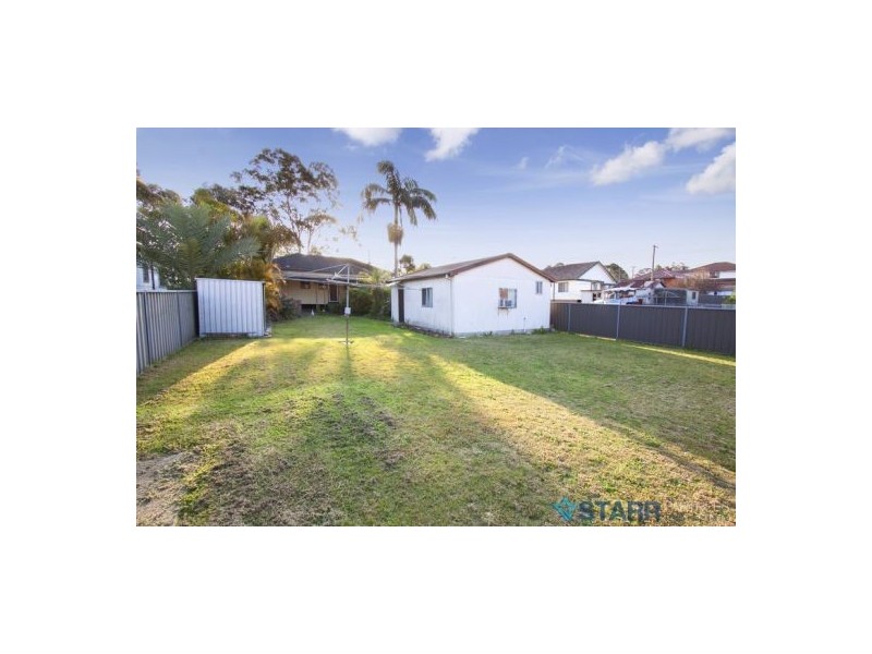 36 Braeside Road, Greystanes NSW 2145