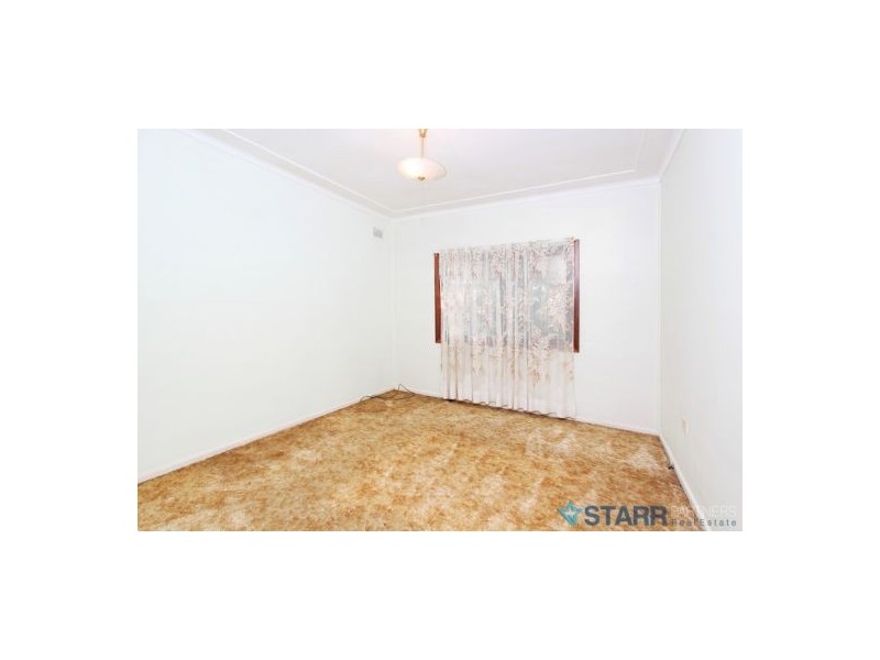 36 Braeside Road, Greystanes NSW 2145