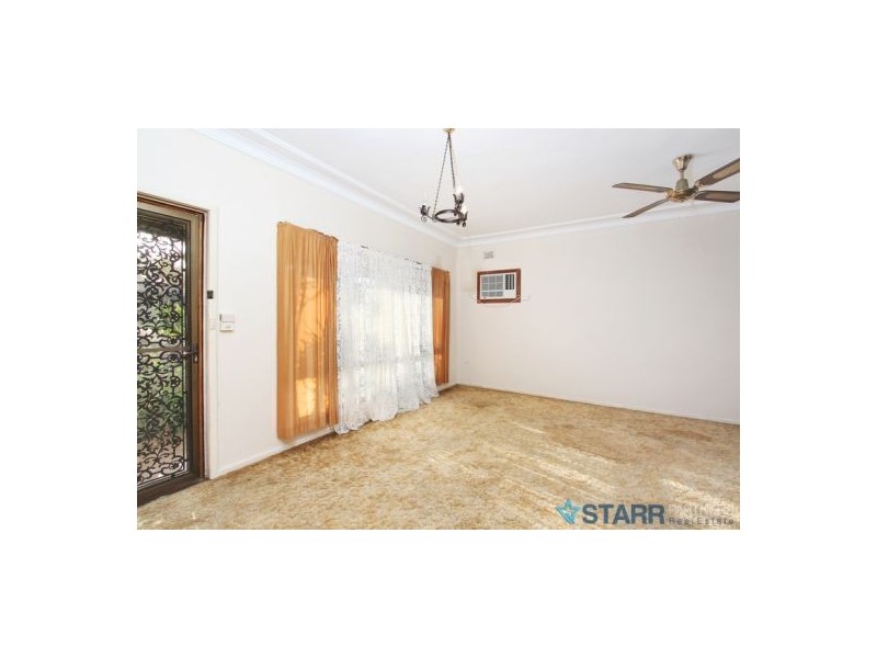 36 Braeside Road, Greystanes NSW 2145