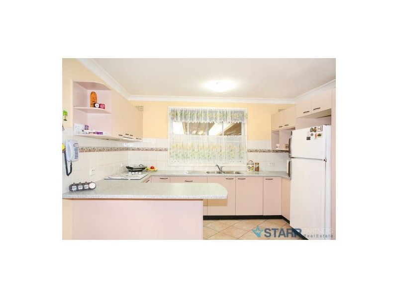 11 Yvonne Street, Greystanes NSW 2145