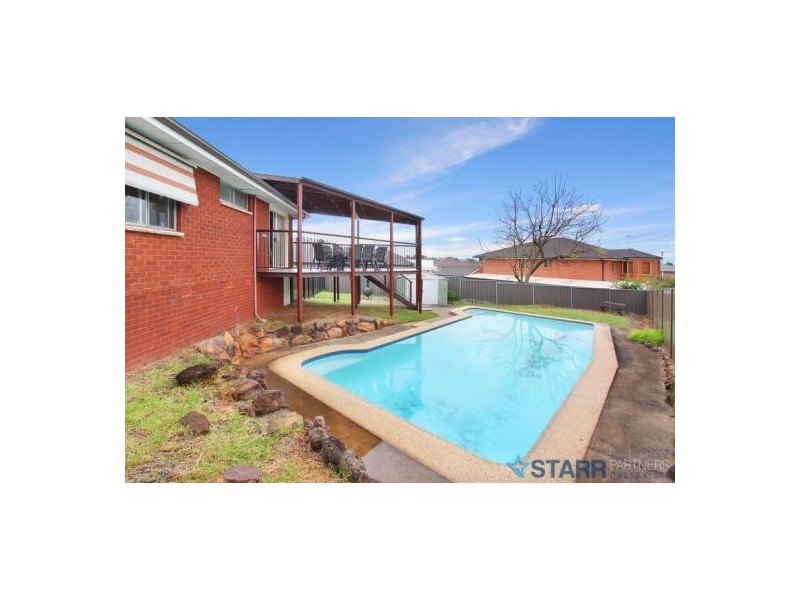 10 Mountford Avenue, Greystanes NSW 2145