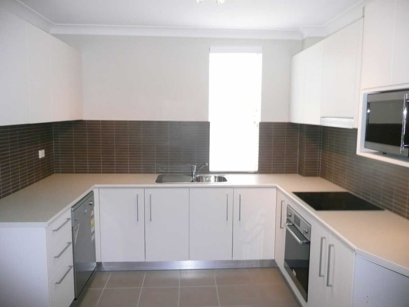 15/18  OXFORD STREET, Merrylands NSW 2160