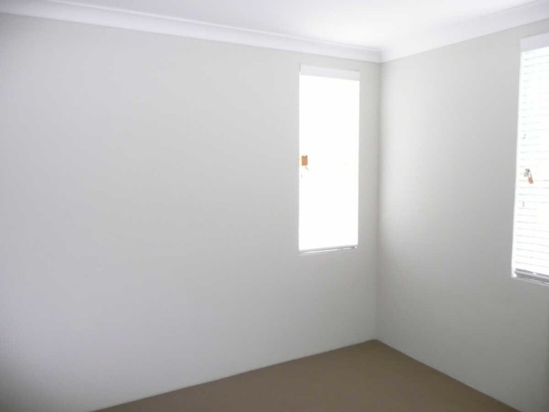 15/18  OXFORD STREET, Merrylands NSW 2160