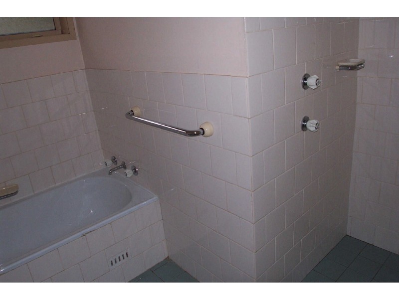 01/399 WENTWORTH AVENUE, Toongabbie NSW 2146