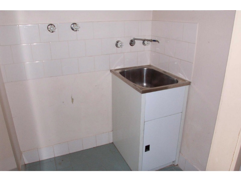 01/399 WENTWORTH AVENUE, Toongabbie NSW 2146