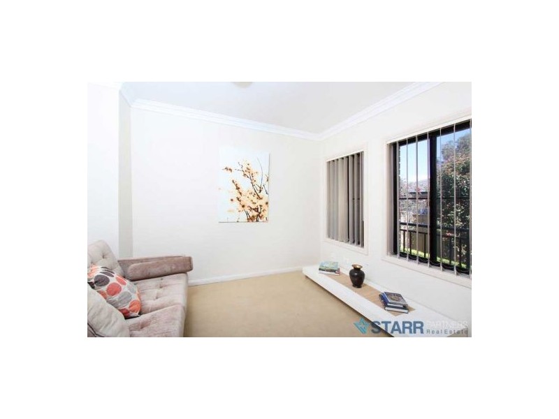 10/143-145 Blaxcell Street, Granville NSW 2142